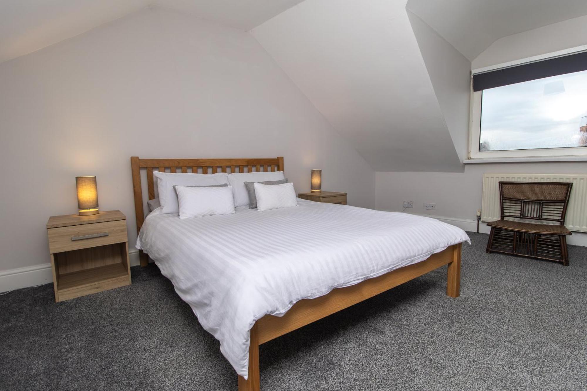 Dwellcome Home Ltd 4 King Bedroom Townhouse, Free Parking, Fast Wifi, Fully Equipped Kitchen, 15 Min Drive To Nissan, 20 Min To Newcastle Sunderland, Ideal For Long Term Contractor Etc Stays, Regular Housekeeping Option - See Our Site For Assurance South Shields Eksteriør bilde